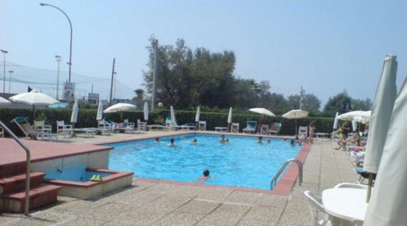 Marina di Massa appartamento in residence con piscina affitto vacanze